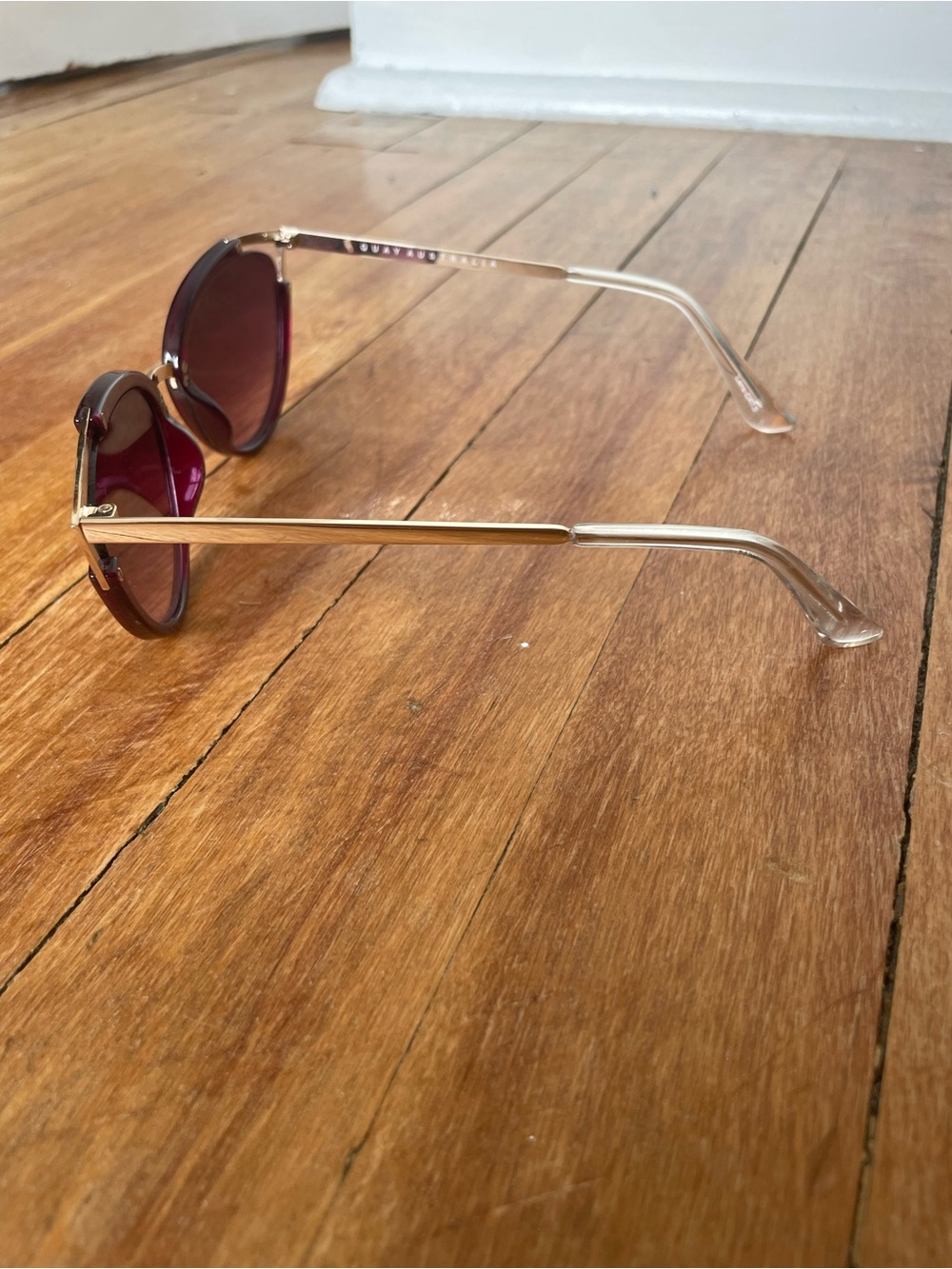 Quay Australia Purple Magenta Hearsay Cat Eye Sunglasses - Picture 3 of 5